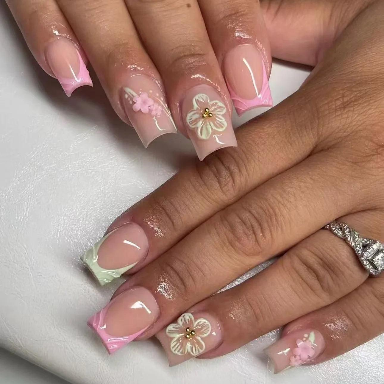 Star Chain Rhinestone Press-On Nails — French Square Tips (24pc Set)