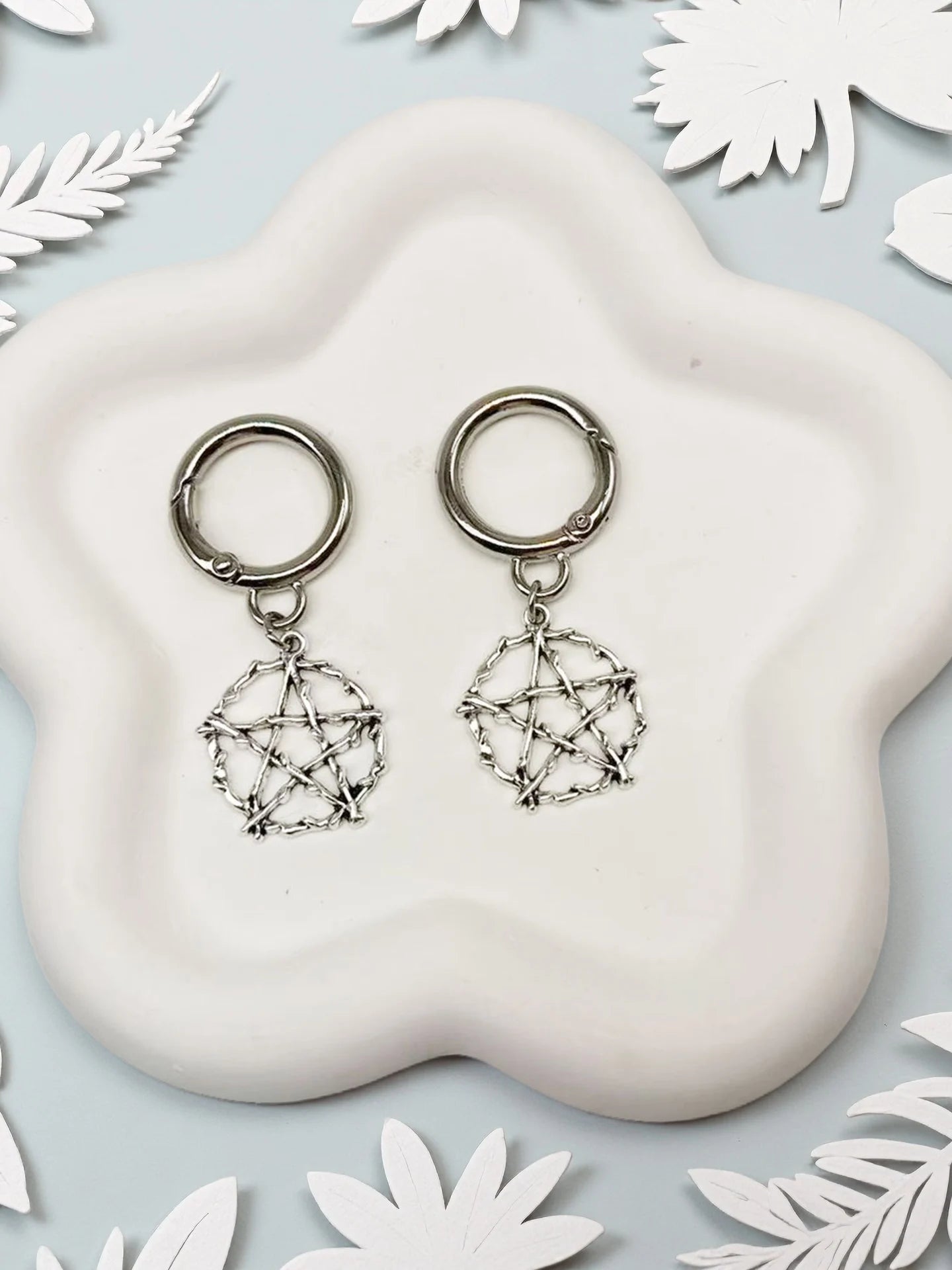 Grunge Punk 2Pcs Gothic, Silver Five-Pointed Star Light Array/Boot Decorations, Holiday Party Gifts, Halloween Decorations