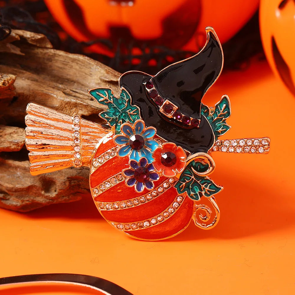 Halloween Witch Hat Broom Pumpkin Design Men Women Brooch Pin，Quirky Novelty Clothing & Accessories，Holiday Party Favors
